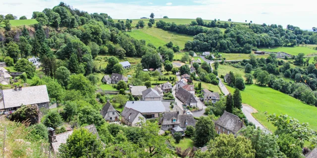 Carlat Village